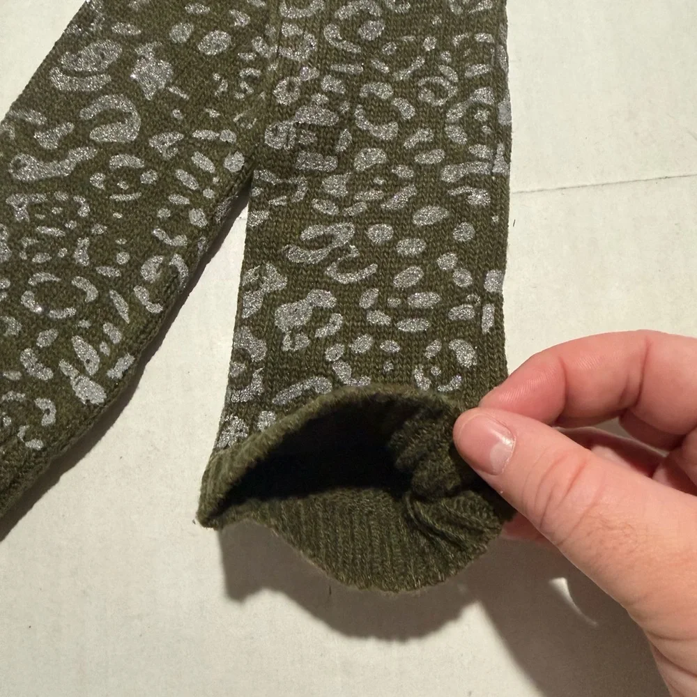 Unbranded Half Finger gloves,‎ warm, mittens, green, leopard print NWT #1418